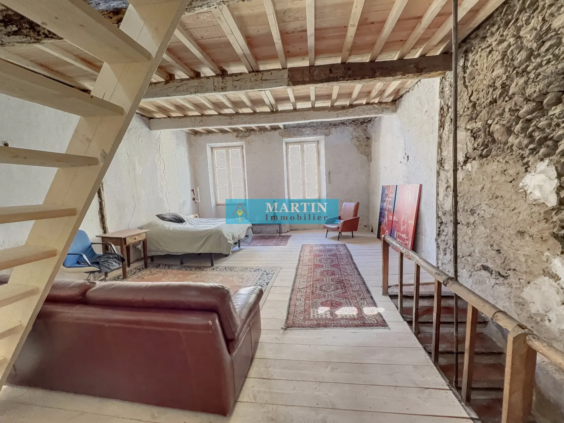 Maison de village à Céret avec garage, terrasse et potentiel de rénovation 