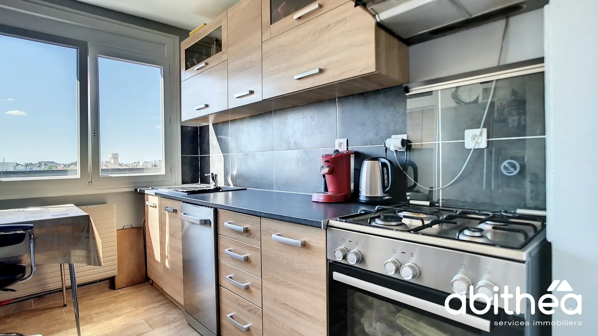 Charmant appartement T4 de 71 m² à Troyes proche centre 