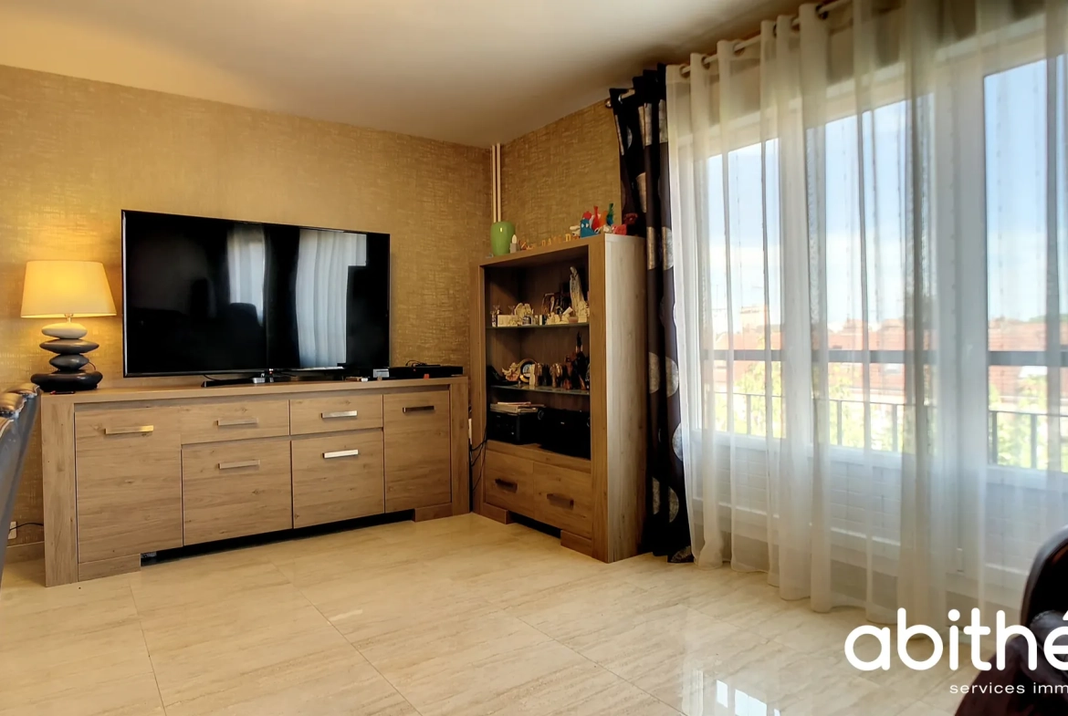 Charmant appartement T4 de 71 m² à Troyes proche centre 