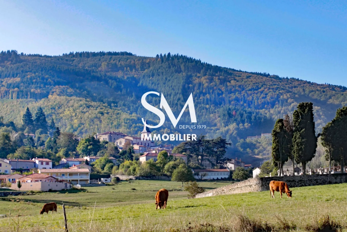 Terrain constructible à vendre à Aussillon dans le Tarn (81) - 589 m² 