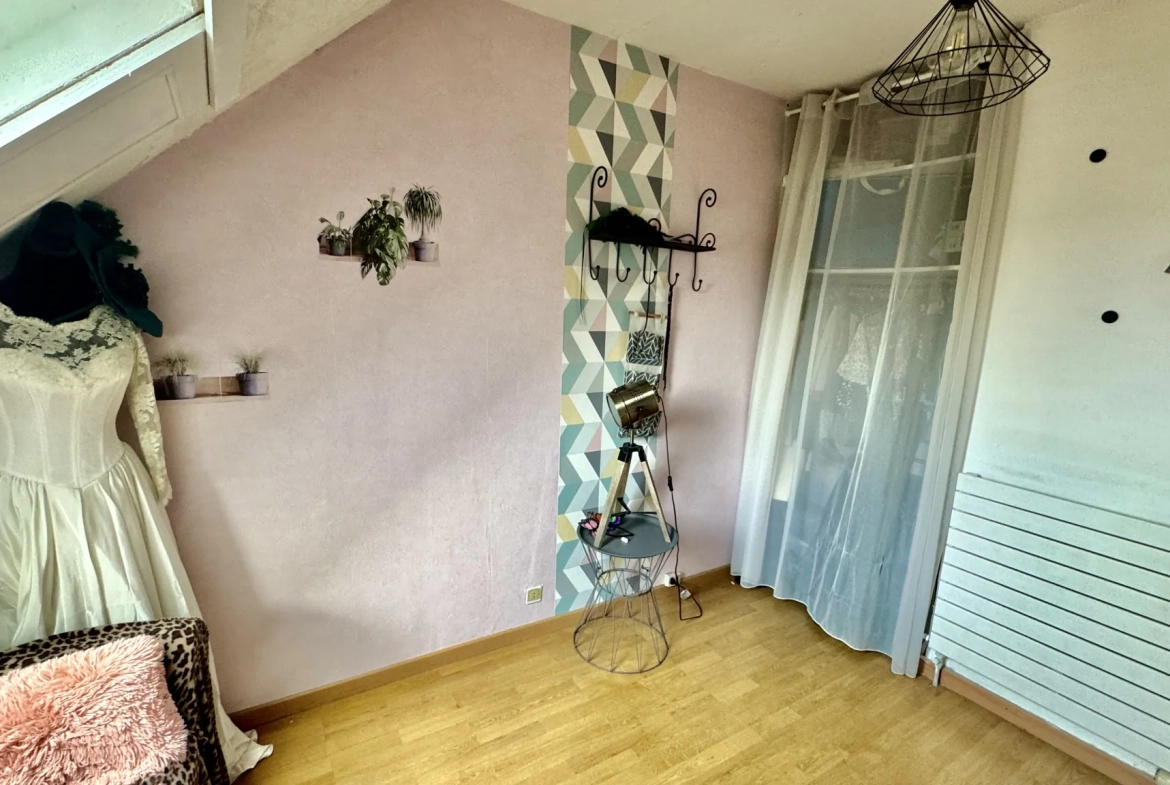 Belle maison de 100 m² avec jardin à Mantes la Ville – Proche A13 et écoles 