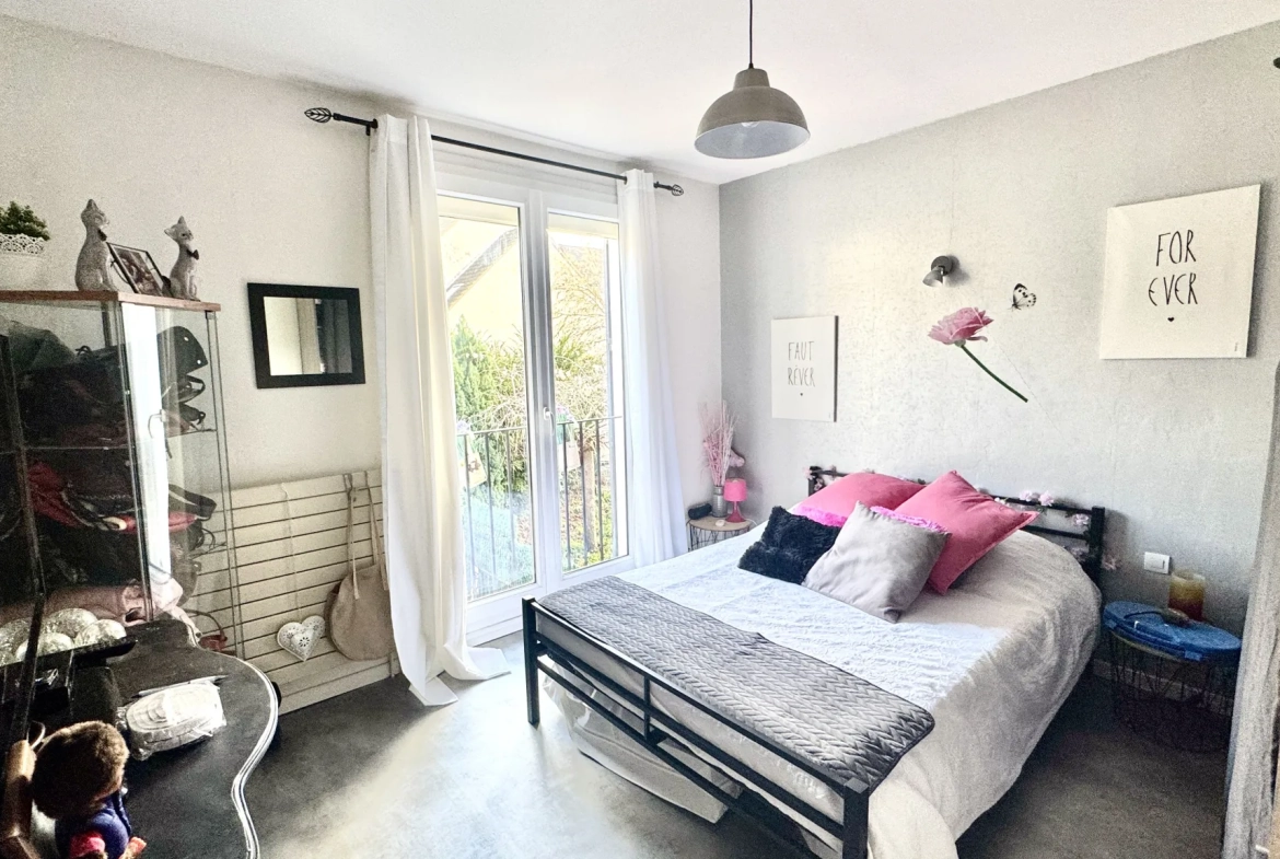 Belle maison de 100 m² avec jardin à Mantes la Ville – Proche A13 et écoles 