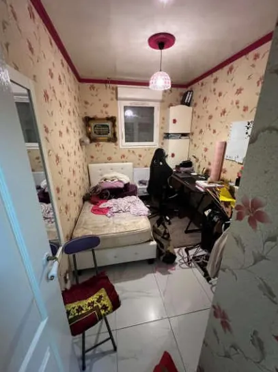 Maison à vendre à Feurs de 82m² avec 3 chambres, garage et piscine à prix abordable 