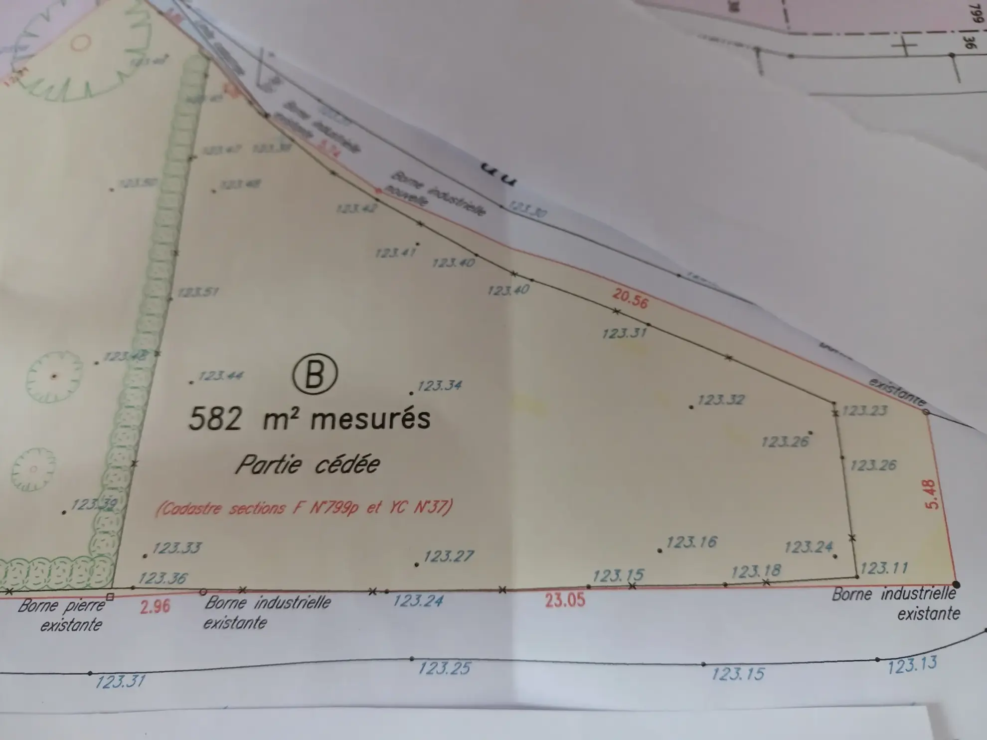 Terrain à bâtir de 582 m² à Egreville, proche Némours, environment calme, vue champêtre 