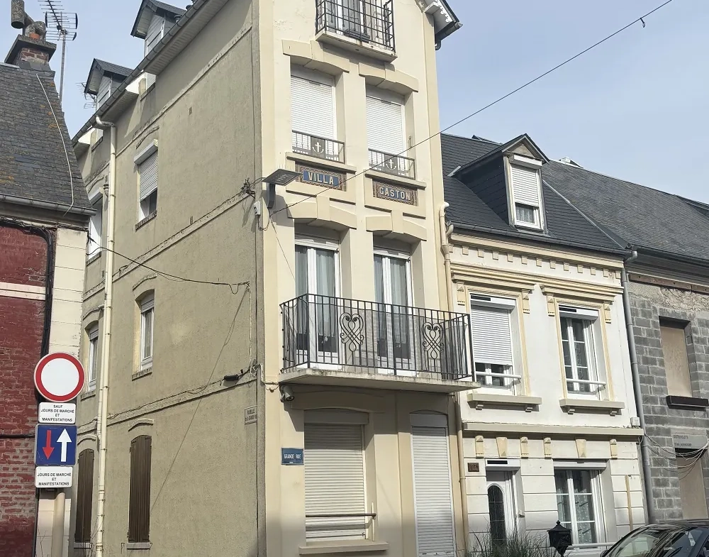 Appartement à vendre à Ault avec balcon et vue mer – Excellente localisation 