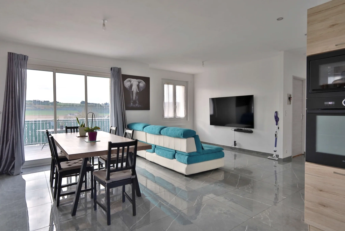 Maison T3 à vendre à Saint-Just-Chaleyssin avec grand terrain et sous-sol complet 