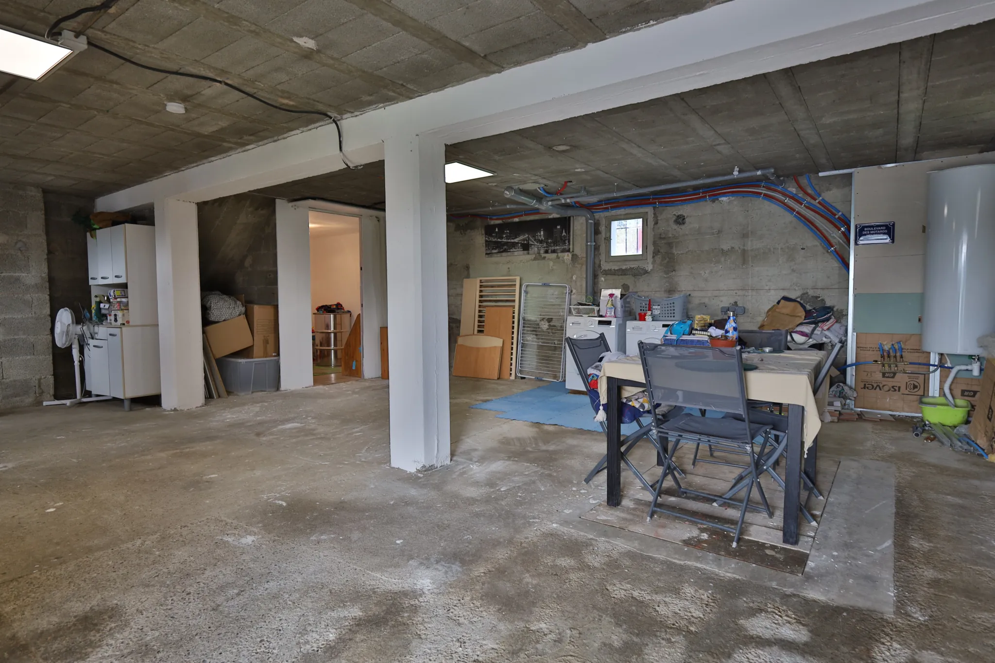 Maison T3 à vendre à Saint-Just-Chaleyssin avec grand terrain et sous-sol complet 