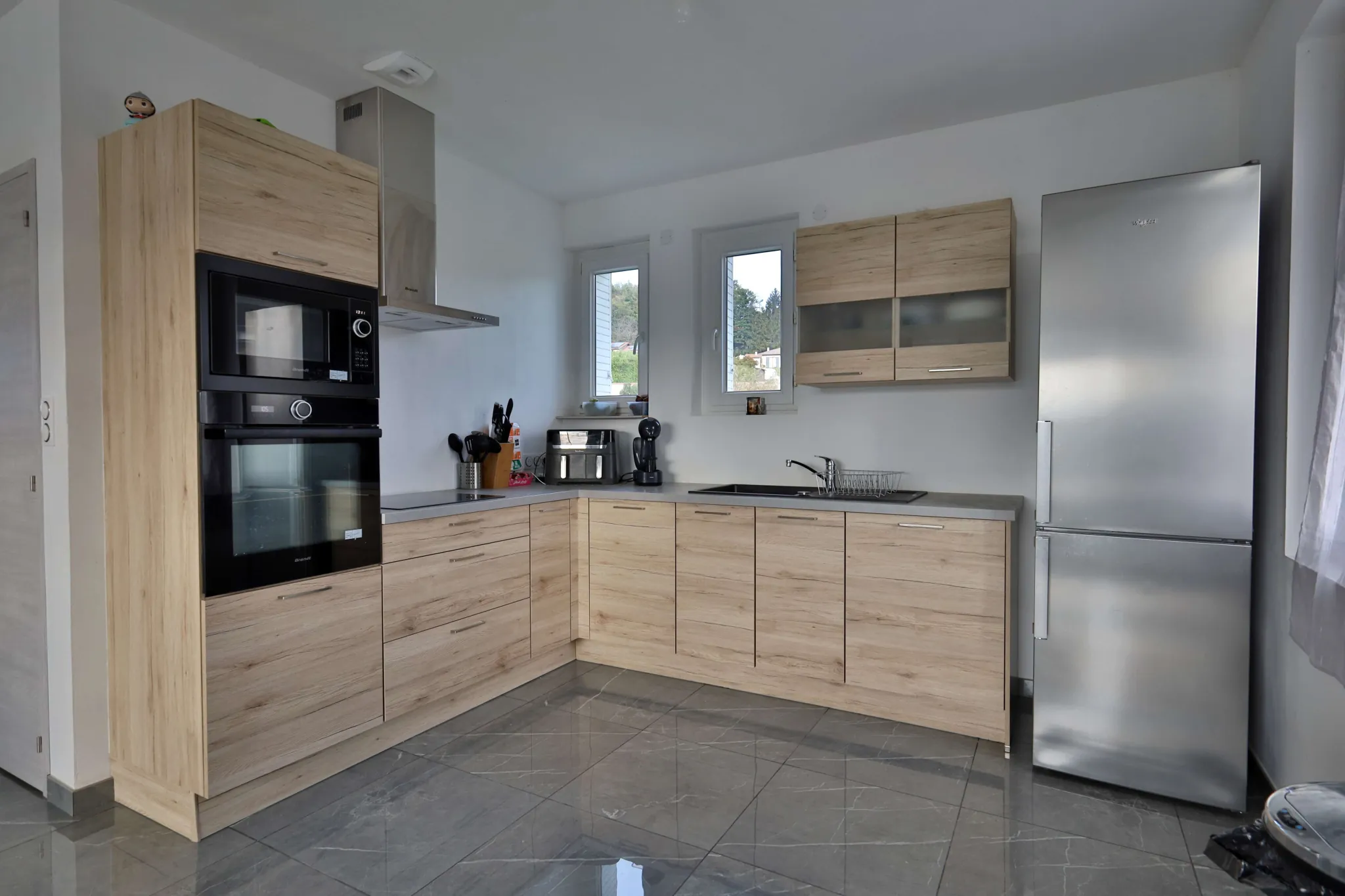 Maison T3 à vendre à Saint-Just-Chaleyssin avec grand terrain et sous-sol complet 