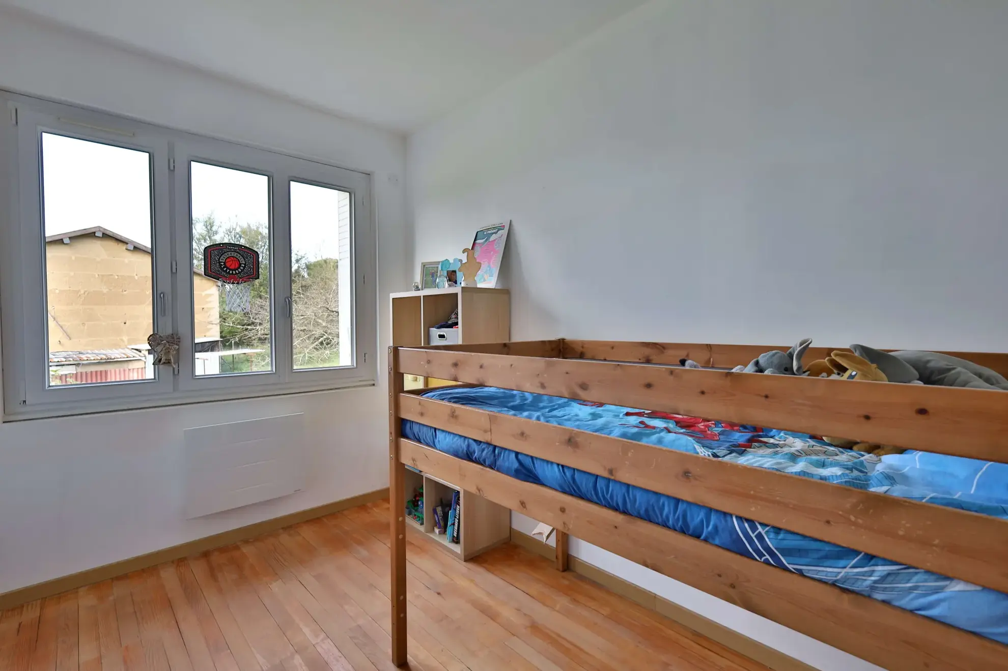 Maison T3 à vendre à Saint-Just-Chaleyssin avec grand terrain et sous-sol complet 