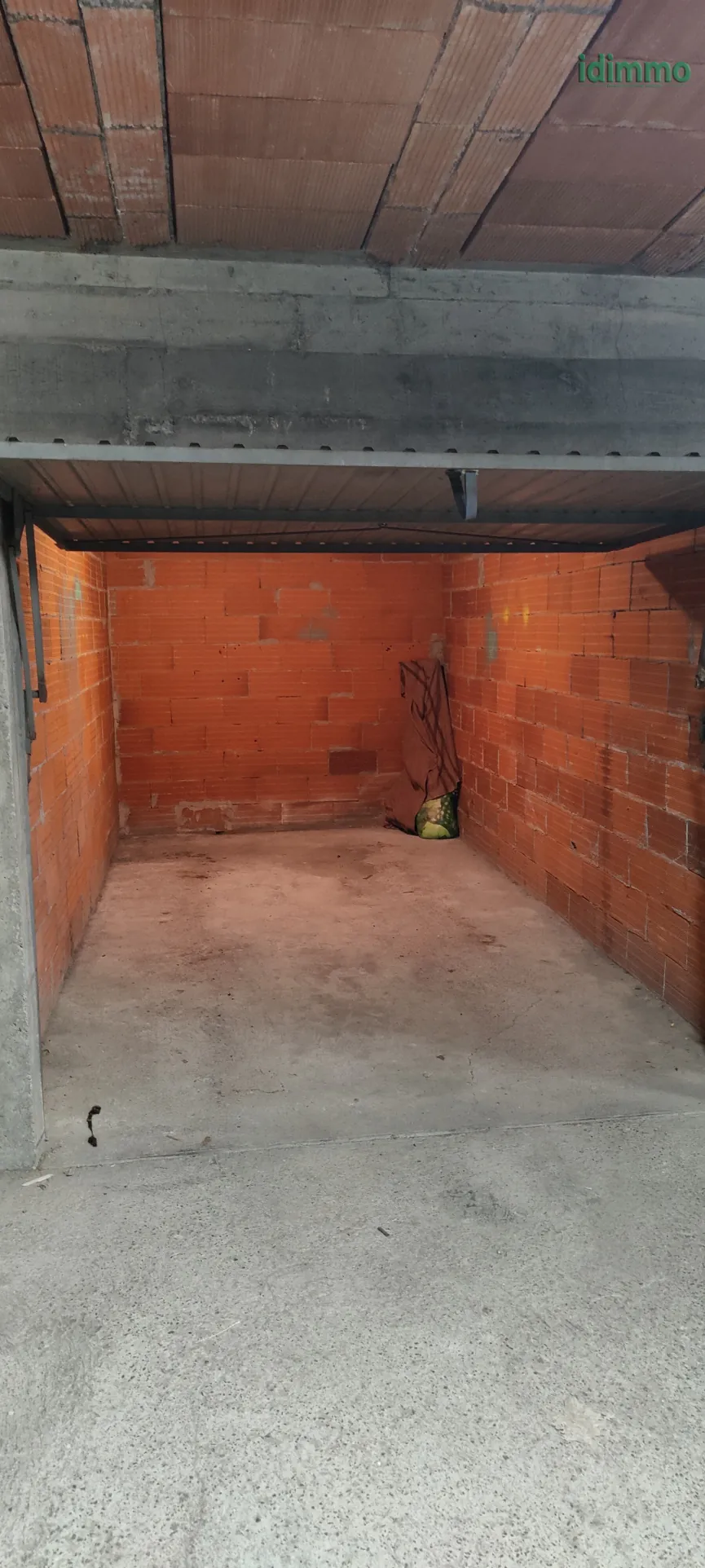 Appartement T3 lumineux avec garage et balcon à Aurillac secteur Saint Joseph 