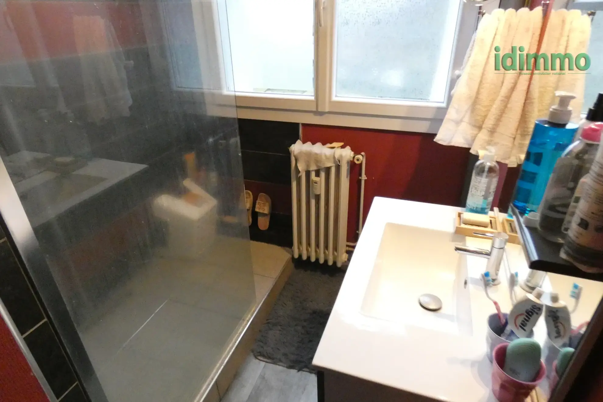 Appartement T3 lumineux avec garage et balcon à Aurillac secteur Saint Joseph 