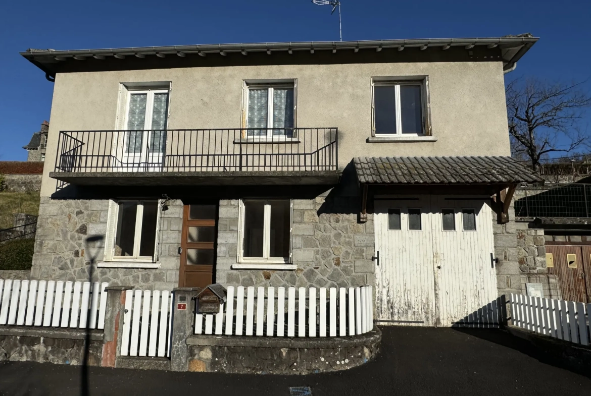 Achat maison à Marmanhac - 127 m² avec véranda, terrasse sud 
