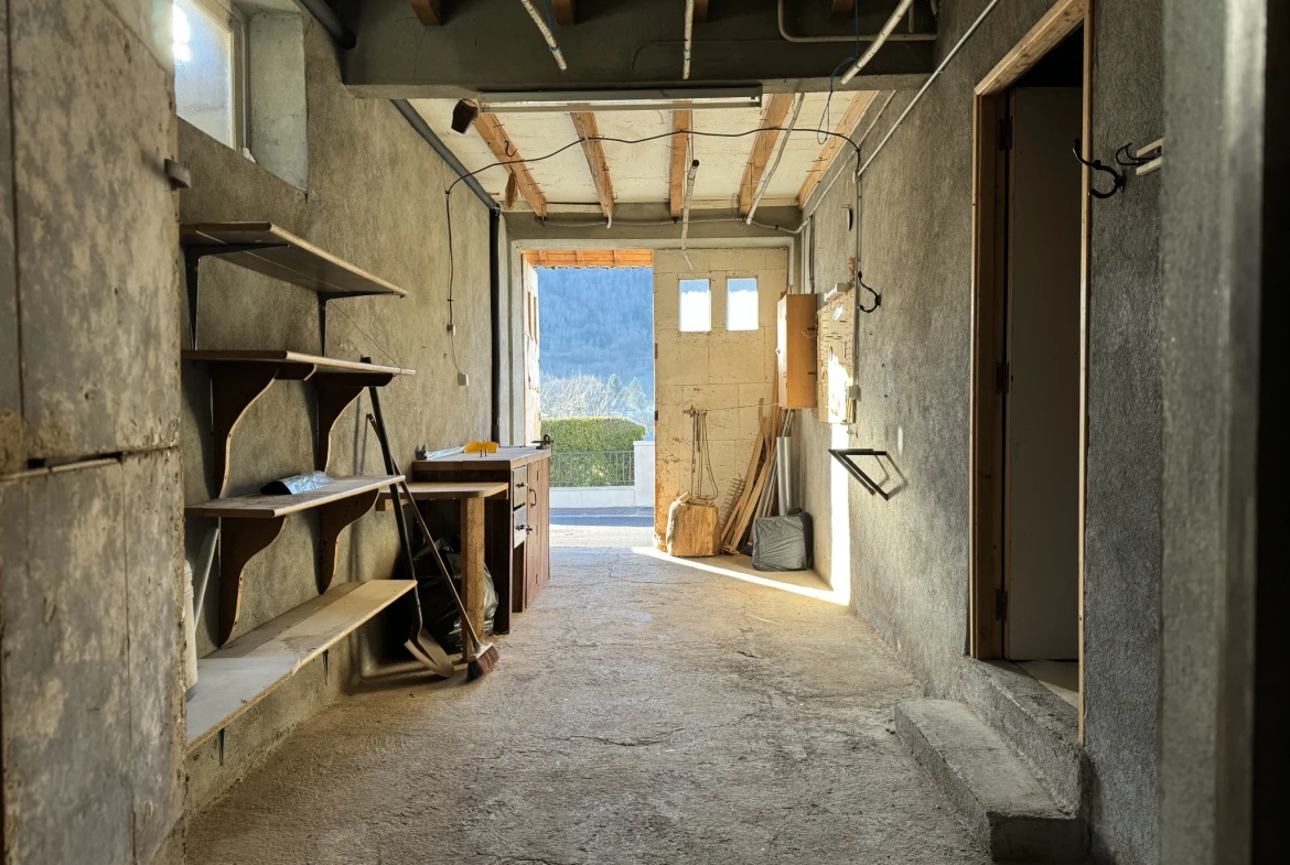 Achat maison à Marmanhac - 127 m² avec véranda, terrasse sud 
