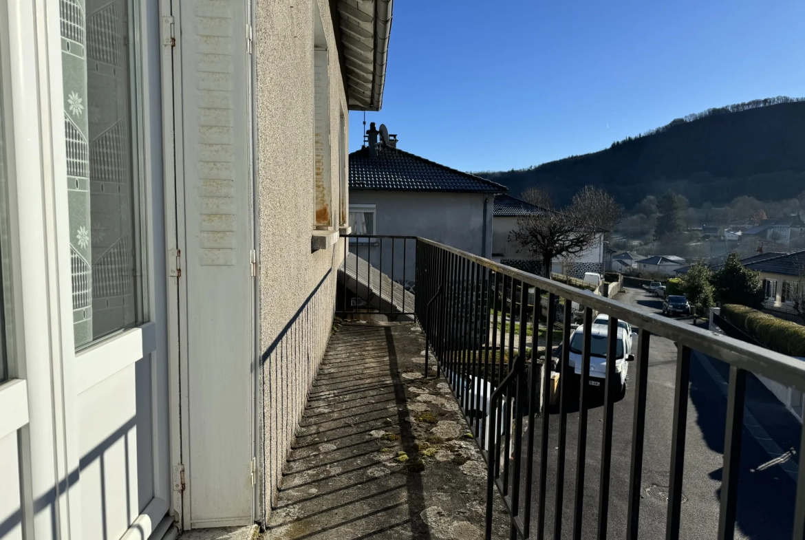 Achat maison à Marmanhac - 127 m² avec véranda, terrasse sud 