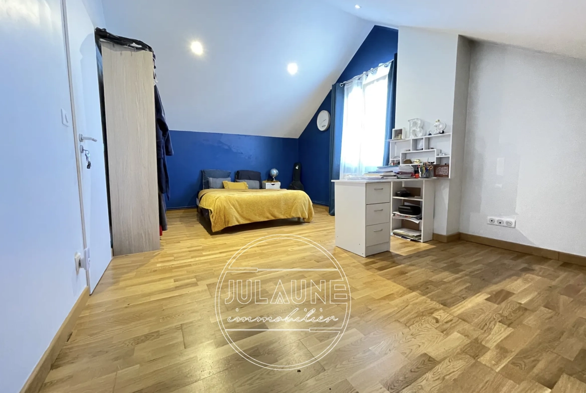Maison à vendre à Limoges proche de la clinique Chénieux – 152 m² avec jardin et garage 