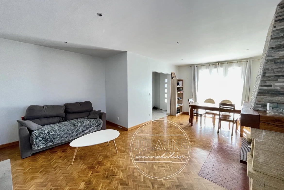Maison à vendre à Limoges proche de la clinique Chénieux – 152 m² avec jardin et garage 