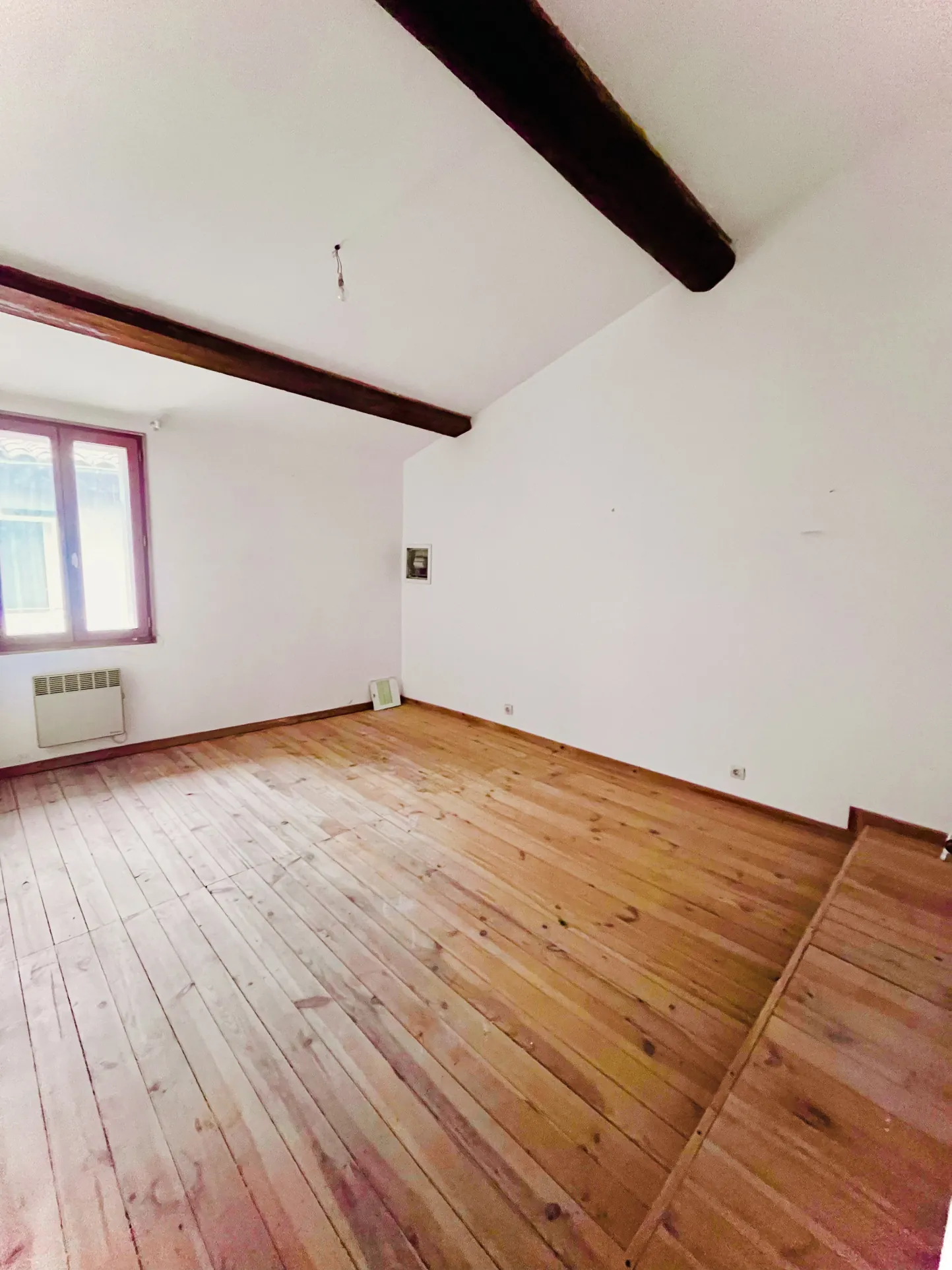 Immeuble de rapport à Gignac de 115 m² avec potentiel locatif élevé 