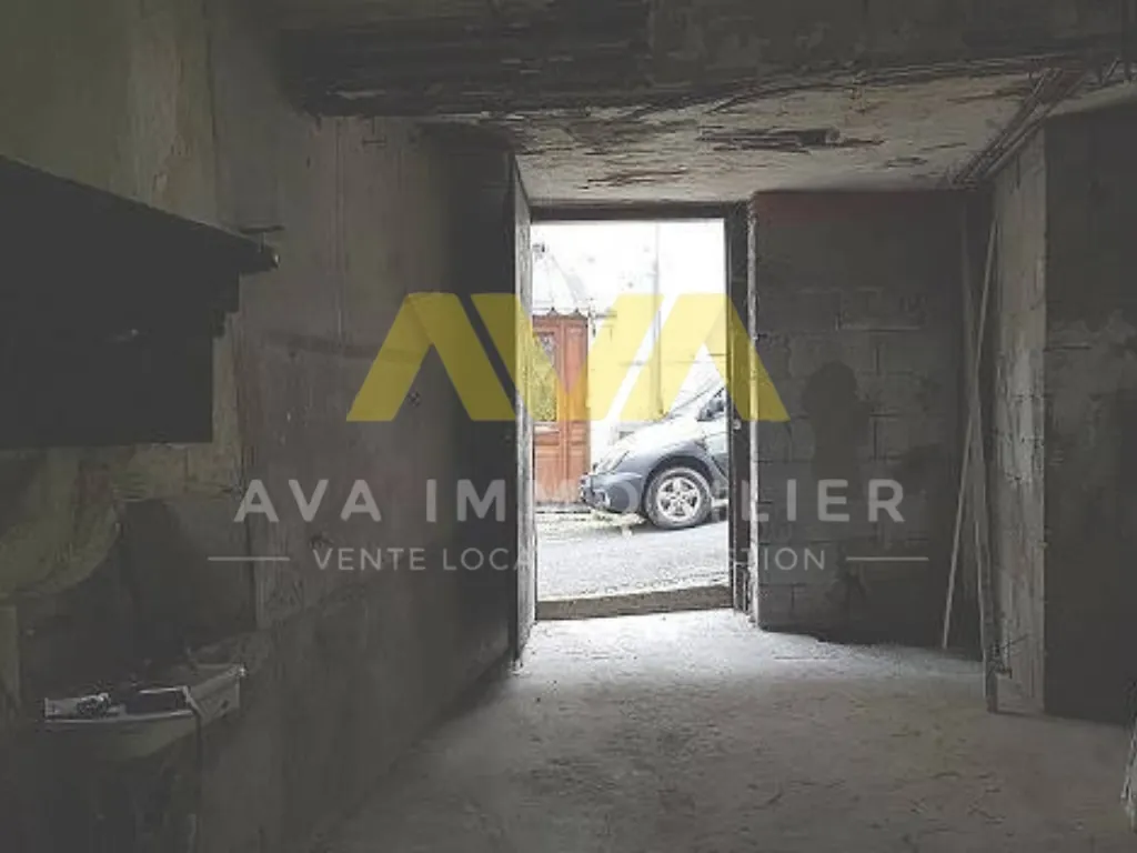 Immeuble de rapport à Oloron de 210 m² en centre-ville – Rentabilité immédiate 