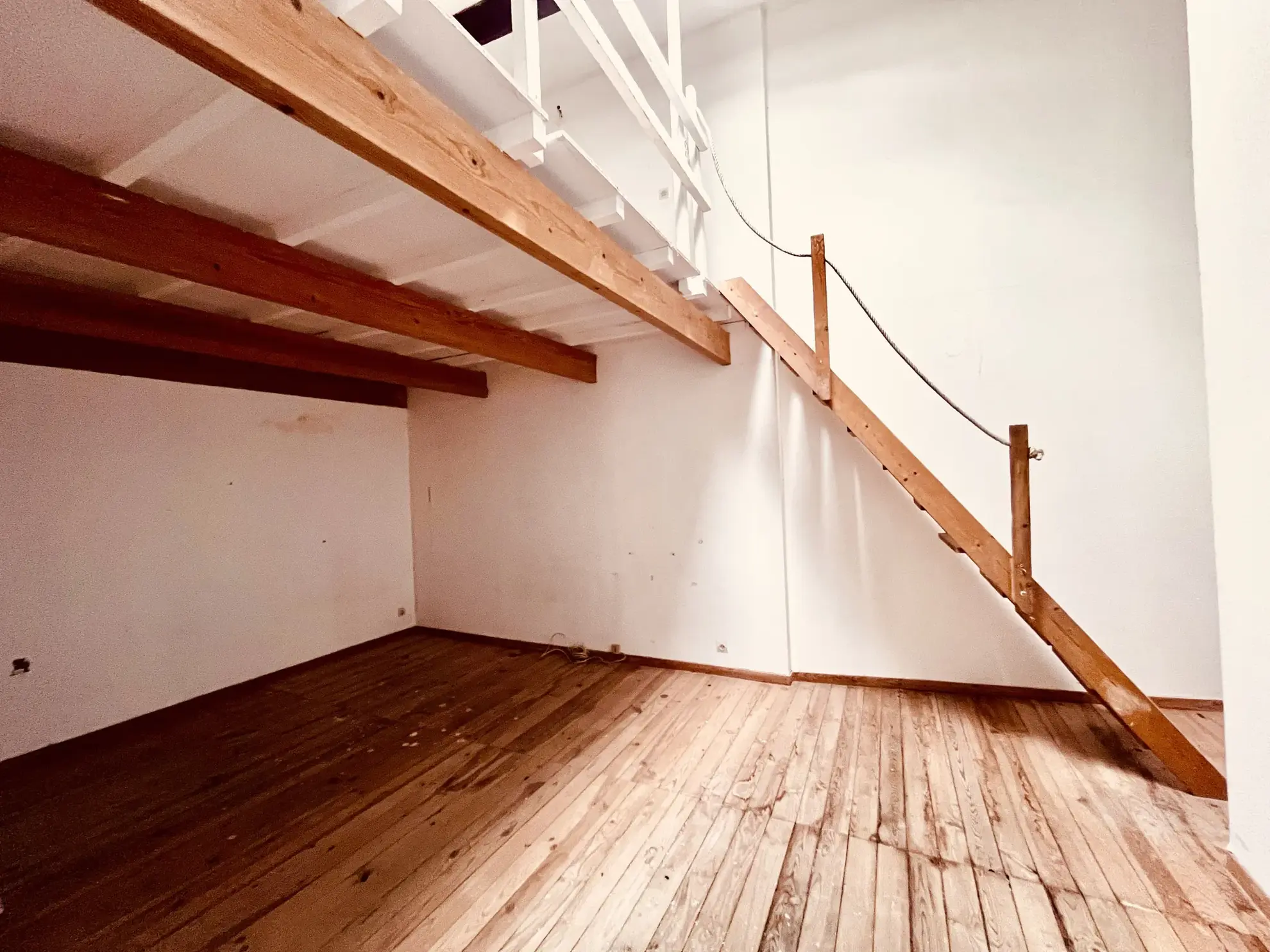 Immeuble de rapport à Gignac de 115 m² avec potentiel locatif élevé 