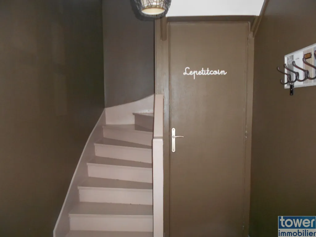 Belle maison de ville lumineuse à Cognac, proche commodités 