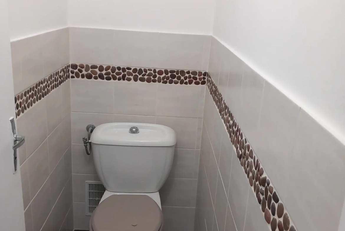 Appartement P3 rénové avec balcon et garage à Lunel 