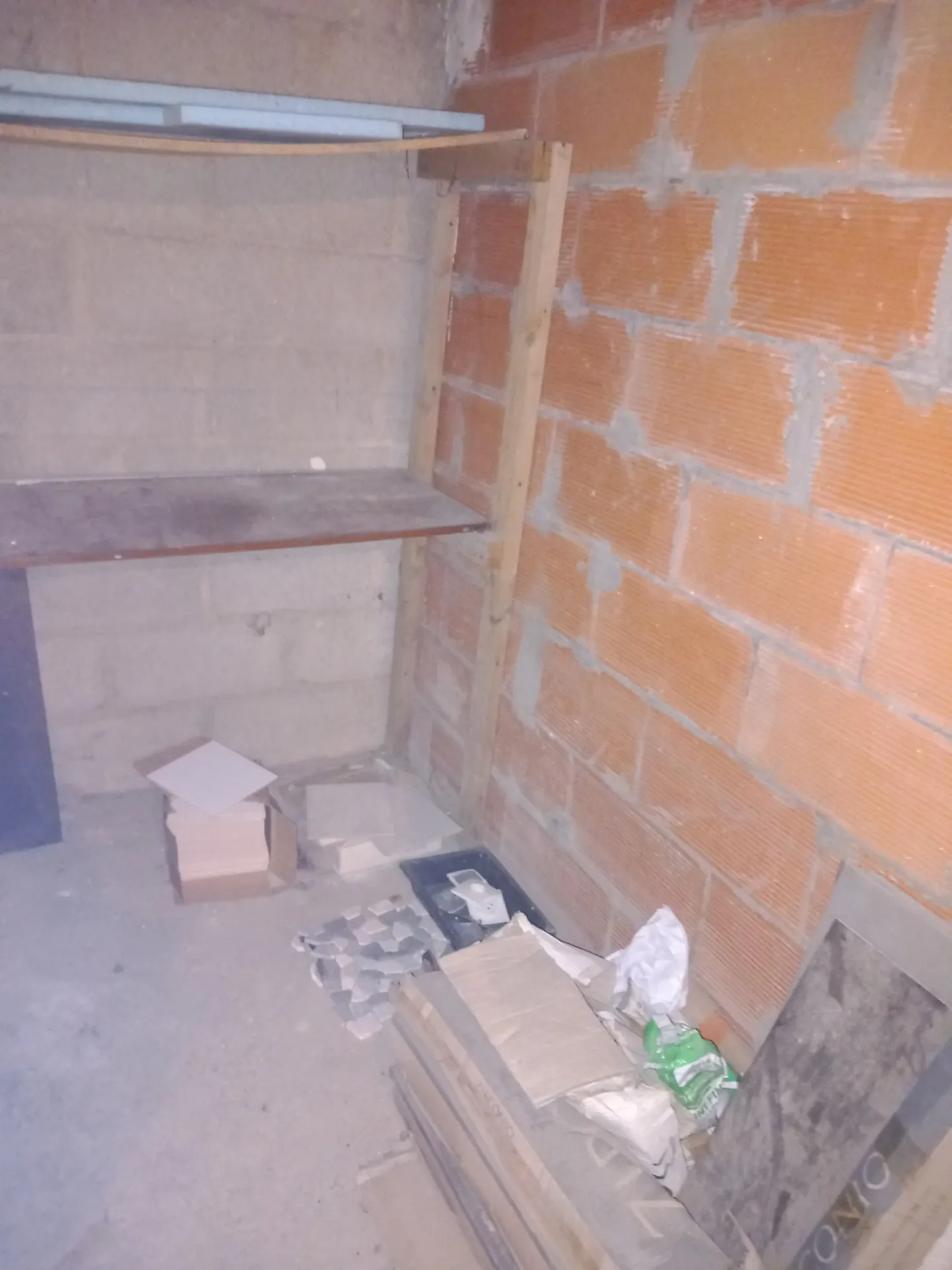 Appartement P3 rénové avec balcon et garage à Lunel 