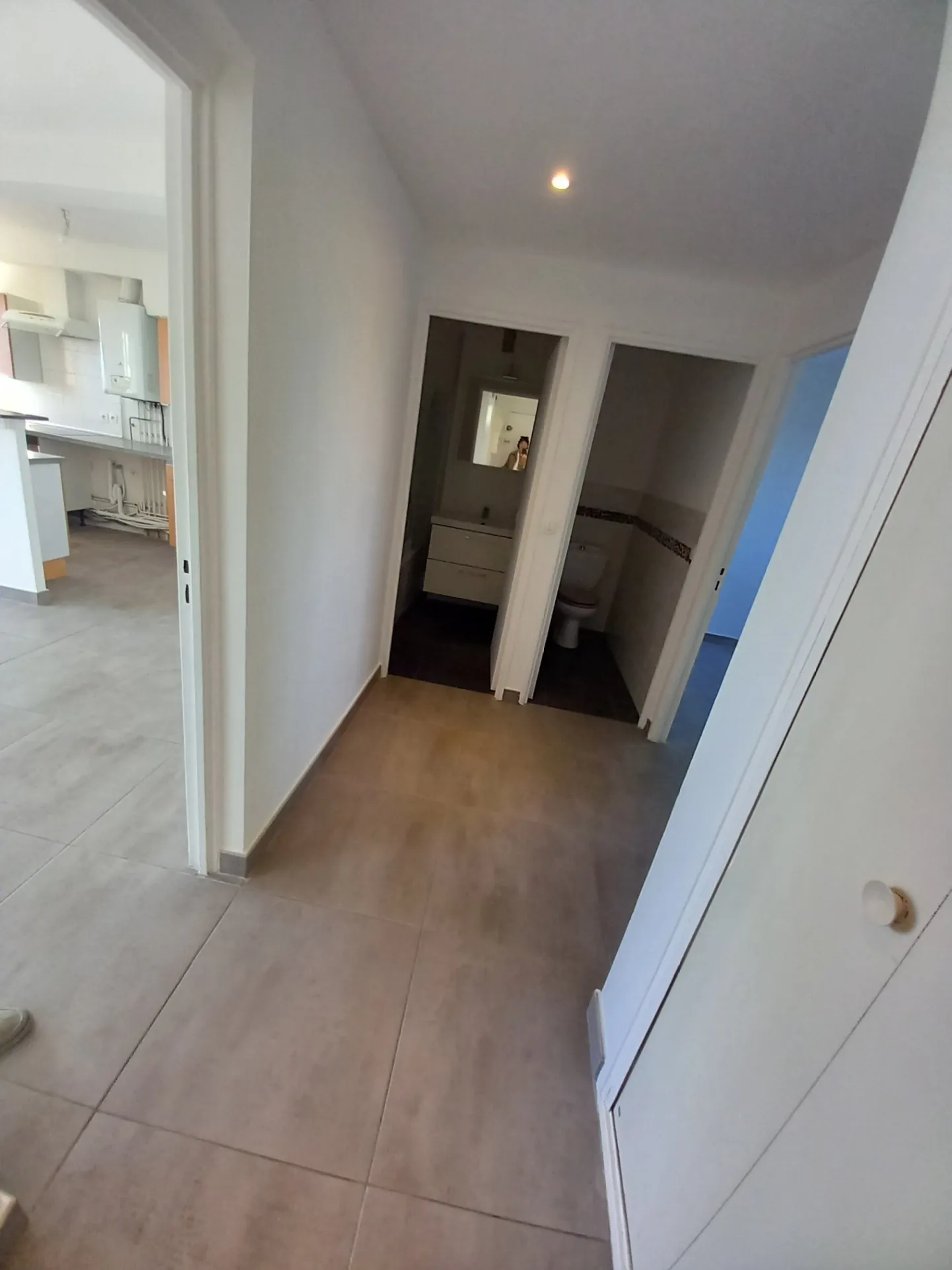 Appartement P3 rénové avec balcon et garage à Lunel 
