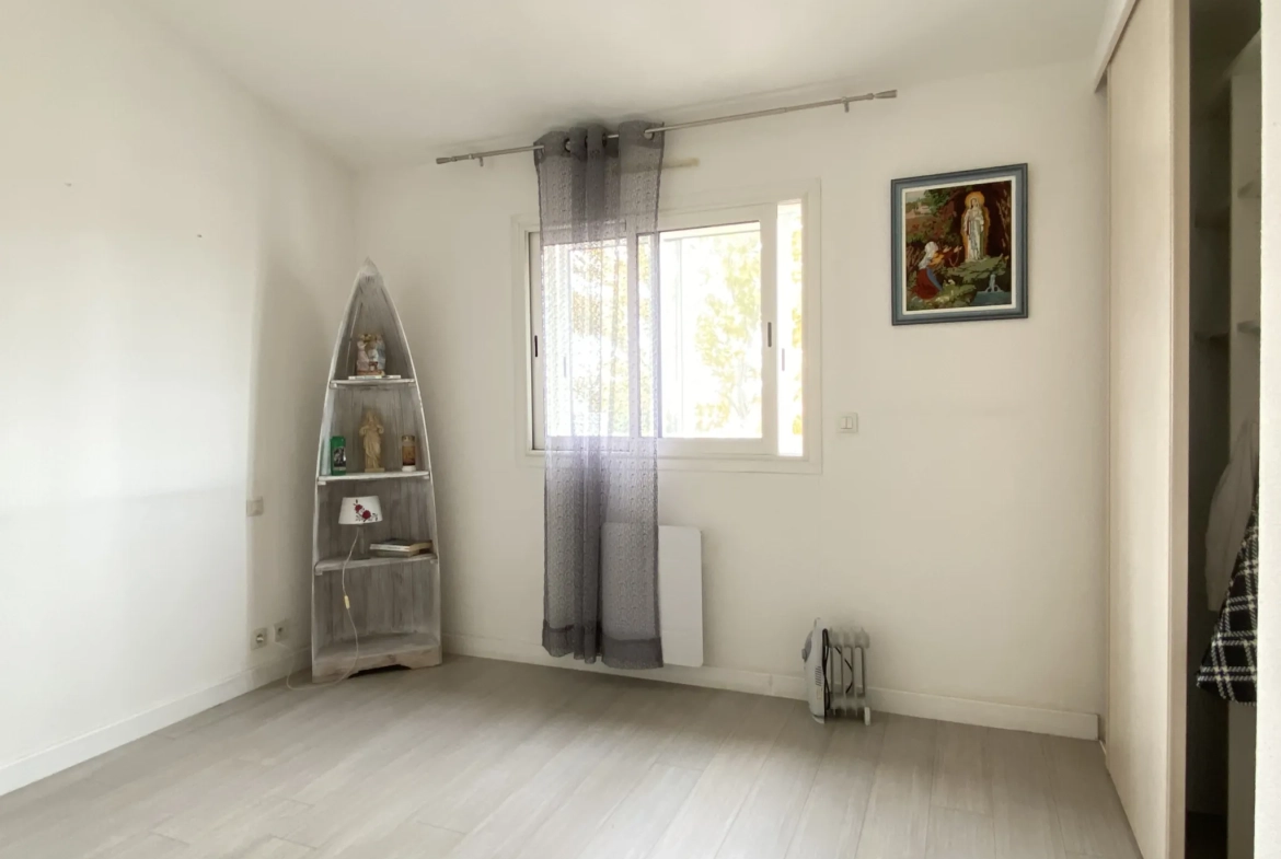 Appartement T4 avec Terrasse et Garage à Perpignan Sud - Quartier Le Plateau 