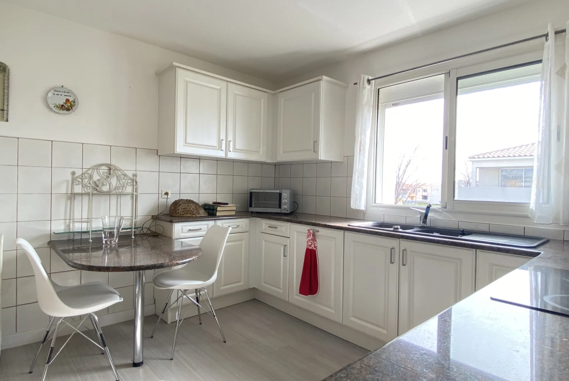 Appartement T4 avec Terrasse et Garage à Perpignan Sud - Quartier Le Plateau 