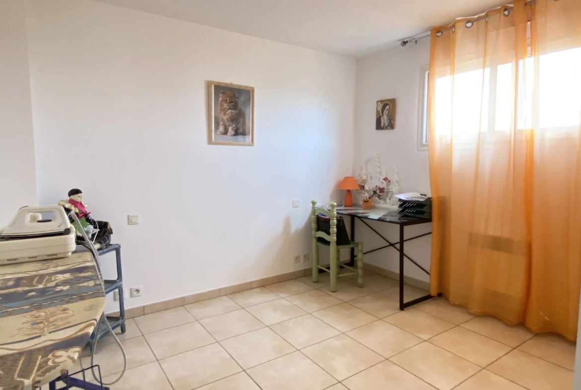 Appartement T4 avec Terrasse et Garage à Perpignan Sud - Quartier Le Plateau 