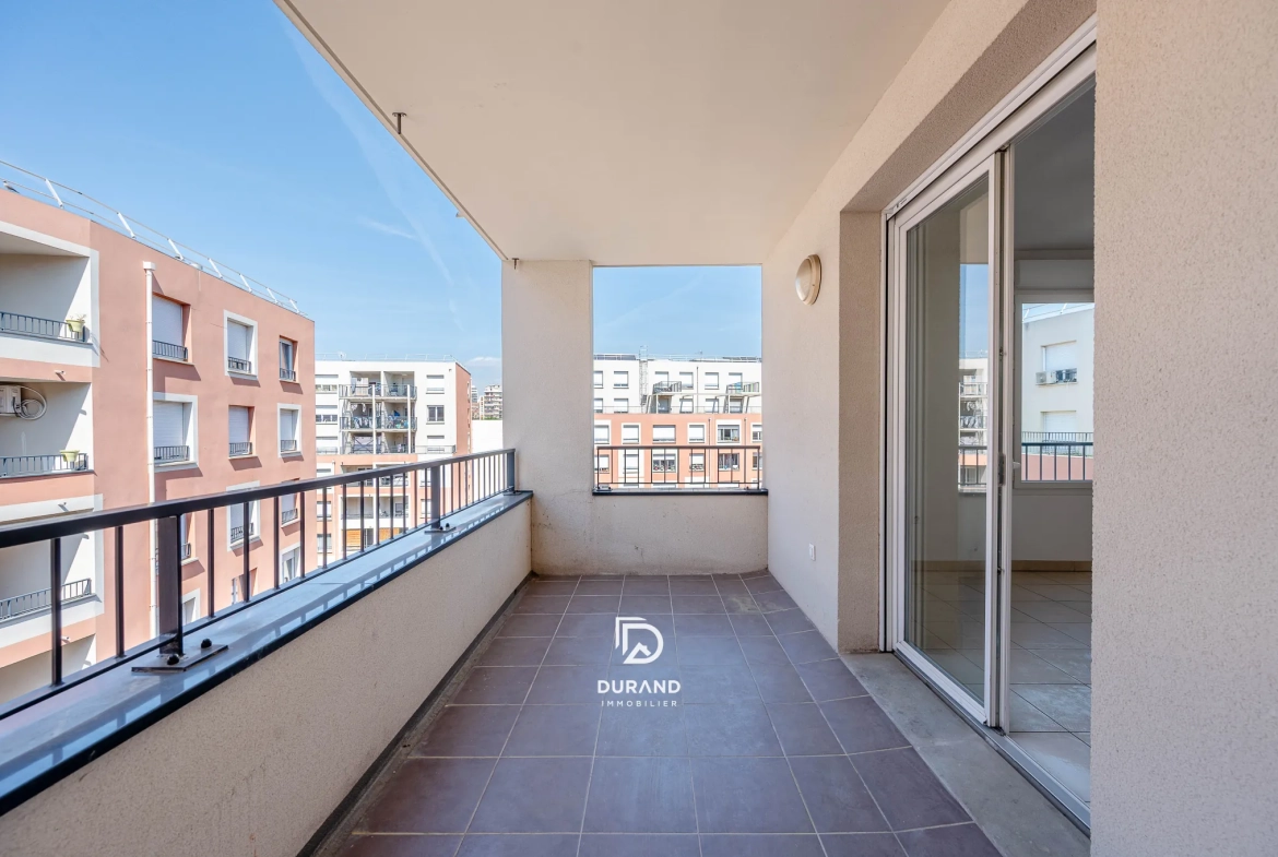 Appartement 2 pièces avec terrasse à Marseille, secteur Saint Mauront 