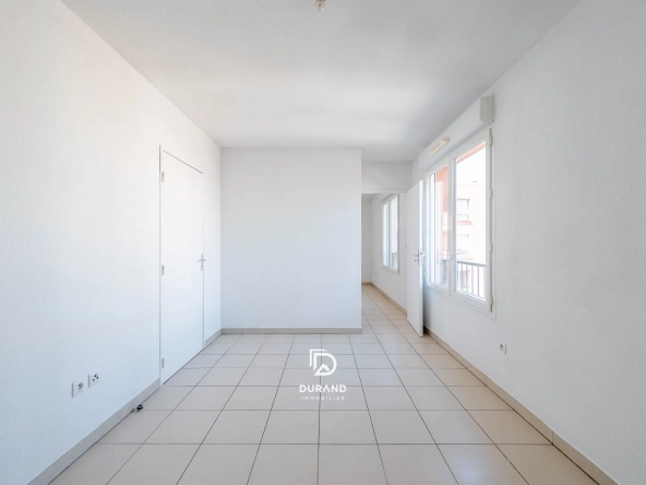 Appartement 2 pièces avec terrasse à Marseille, secteur Saint Mauront 