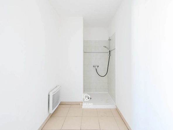 Appartement 2 pièces avec terrasse à Marseille, secteur Saint Mauront 