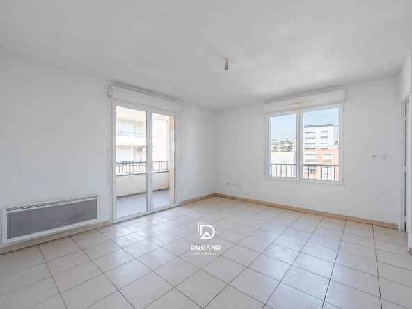 Appartement 2 pièces avec terrasse à Marseille, secteur Saint Mauront 