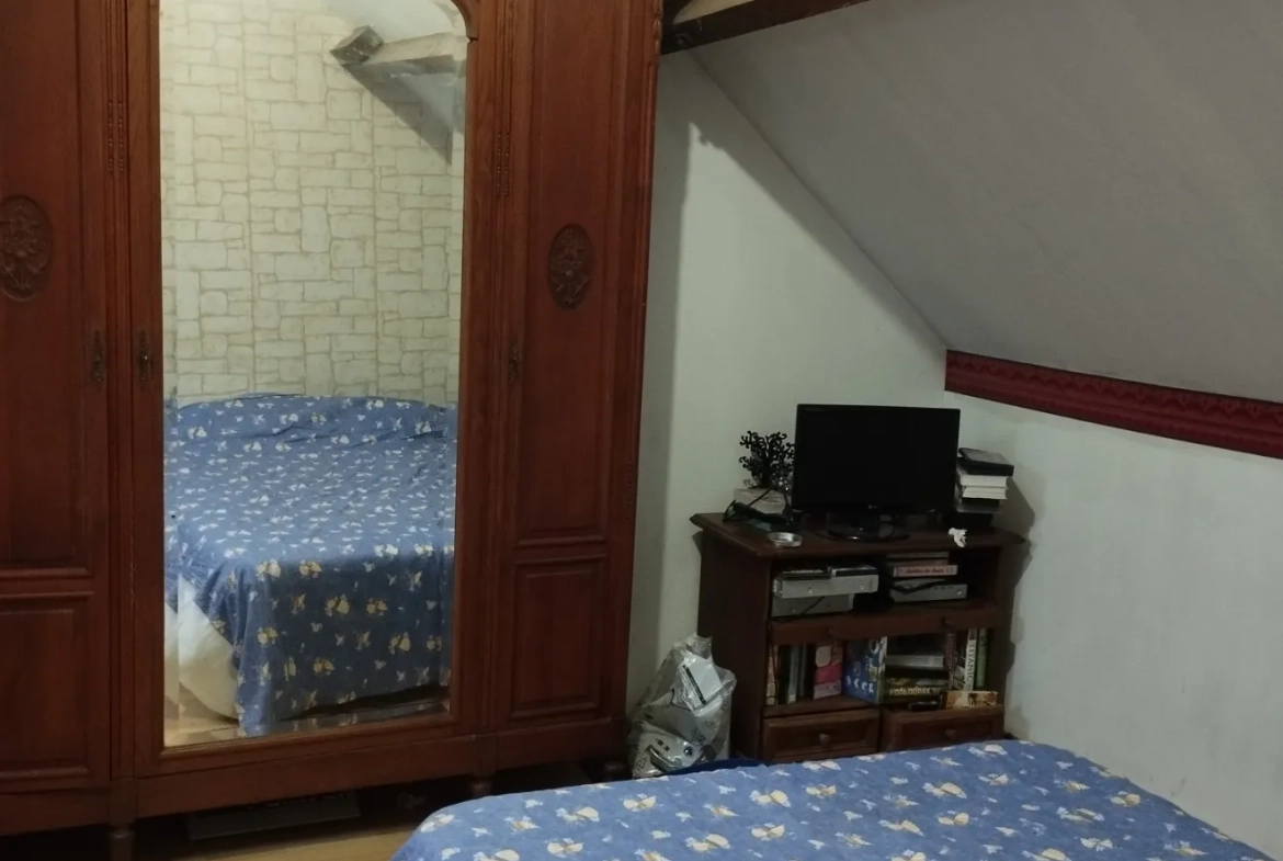 Maison familiale à rénover avec dépendances à Suzoy 60400 