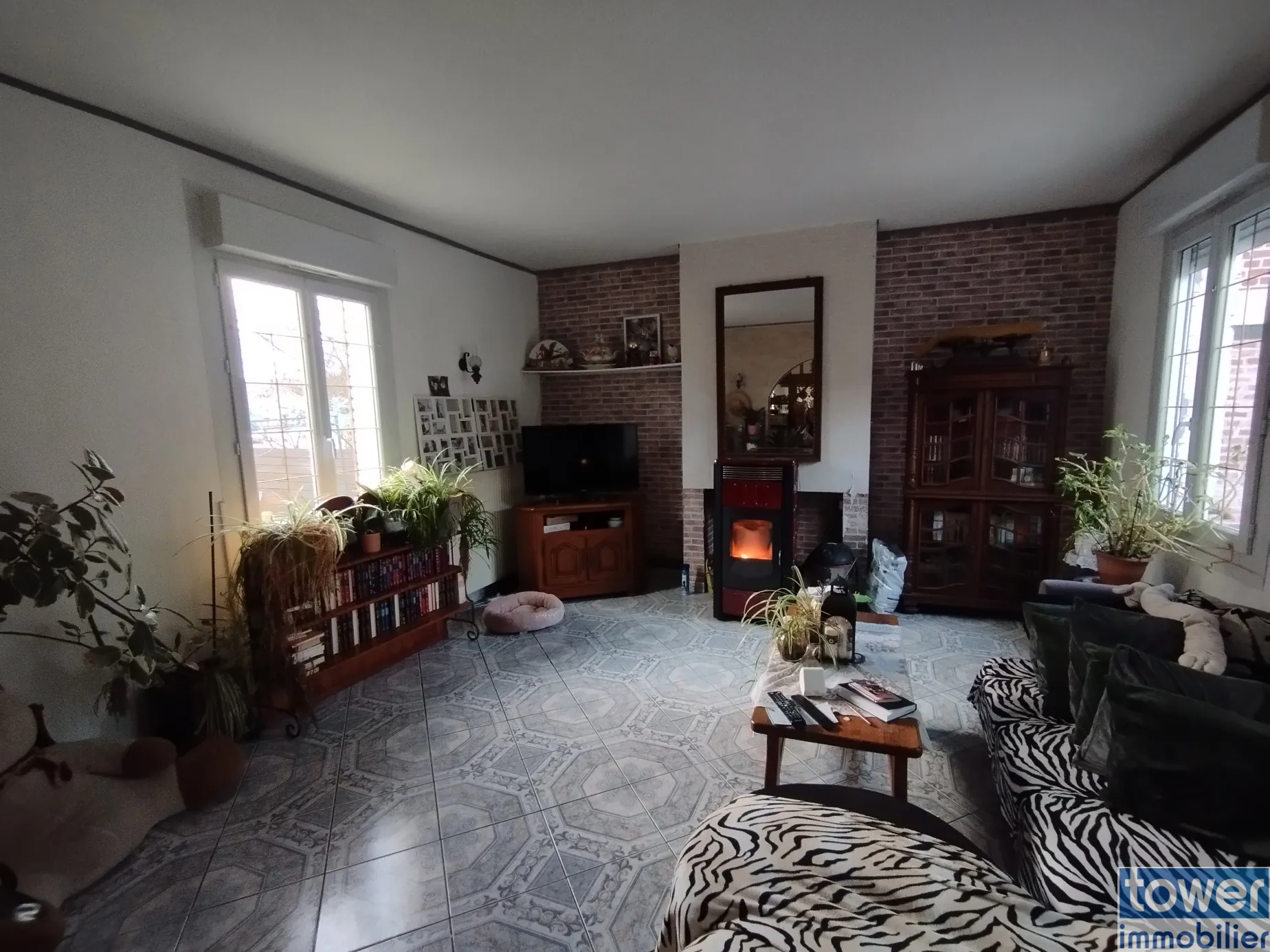 Maison familiale à rénover avec dépendances à Suzoy 60400 