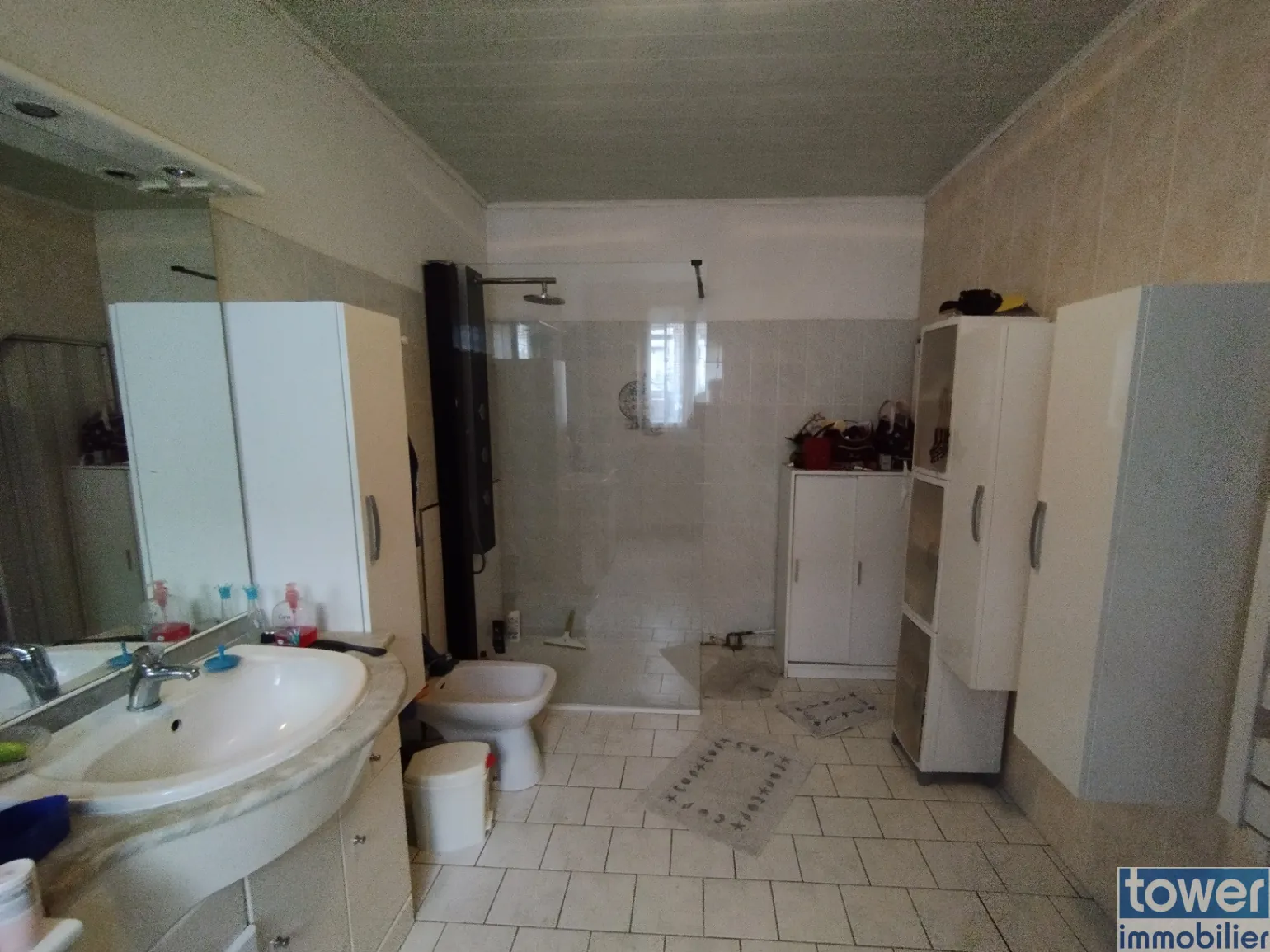 Maison familiale à rénover avec dépendances à Suzoy 60400 