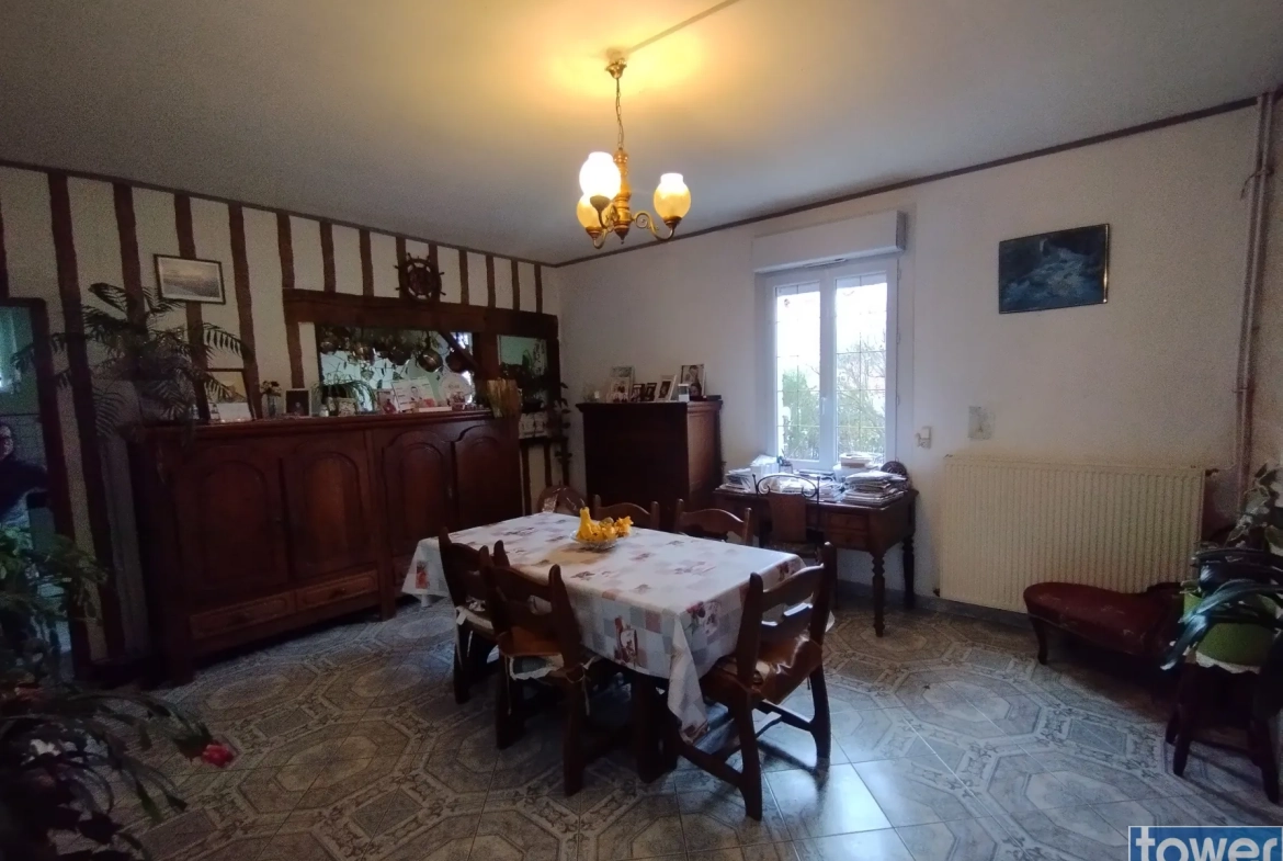 Maison familiale à rénover avec dépendances à Suzoy 60400 