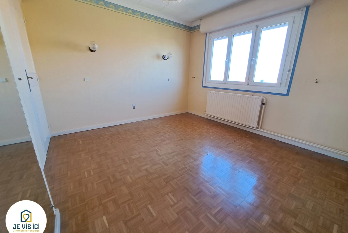 Maison familiale à La Bassée avec sous-sol et potentiel d'aménagement 