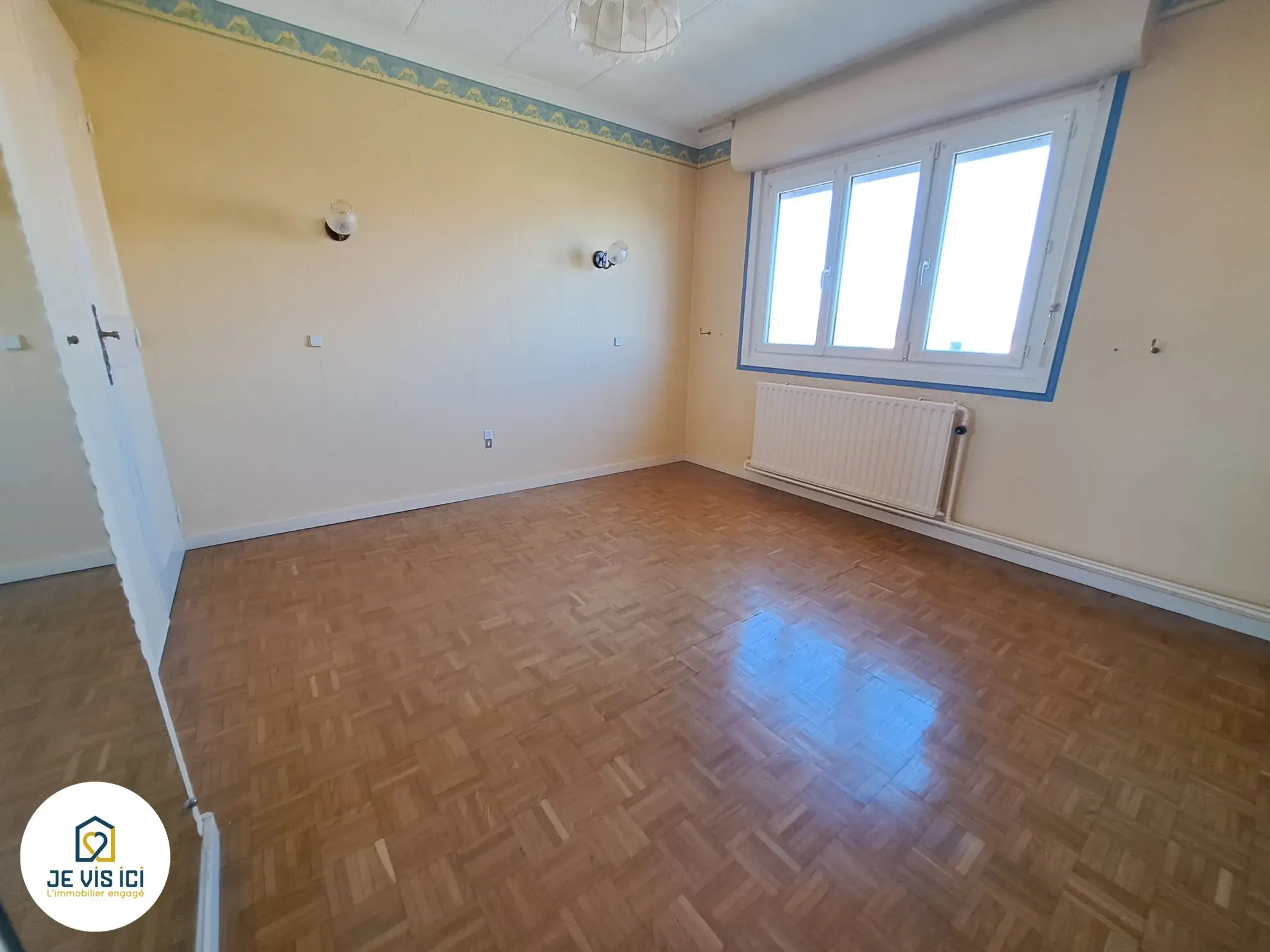 Maison familiale à La Bassée avec sous-sol et potentiel d'aménagement 