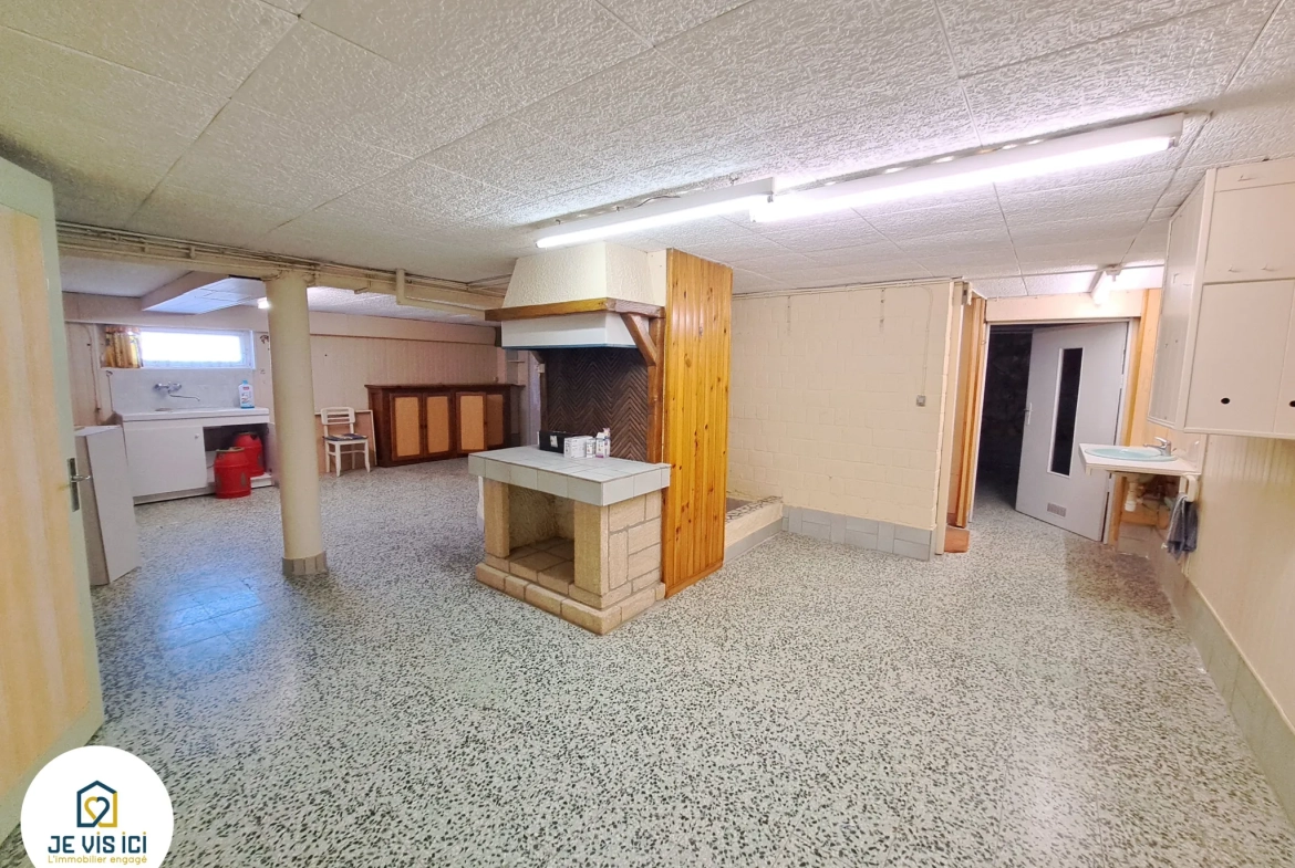 Maison familiale à La Bassée avec sous-sol et potentiel d'aménagement 