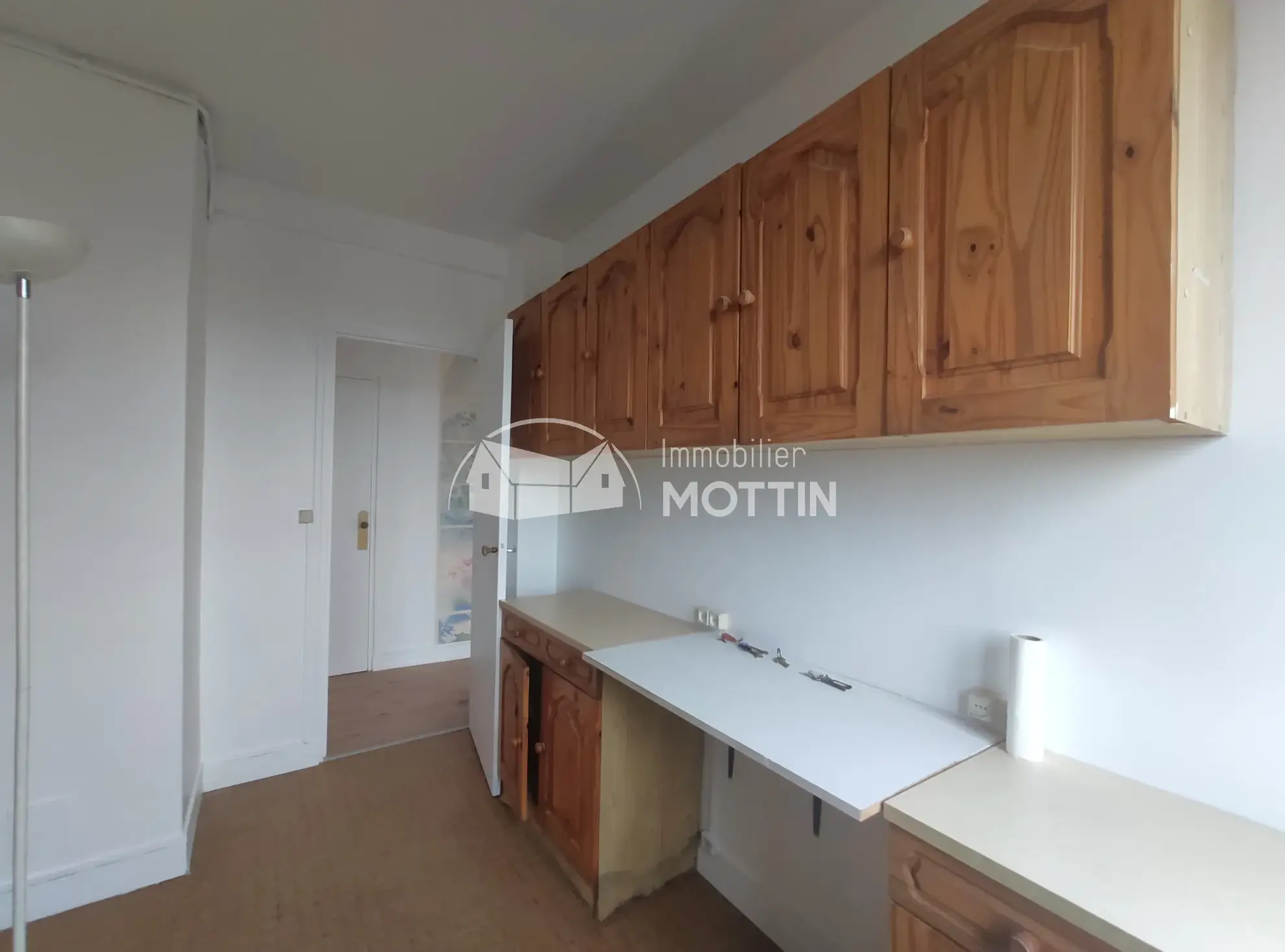 Appartement 4 pièces à Vitry-sur-Seine proche gare avec balcon et cave 