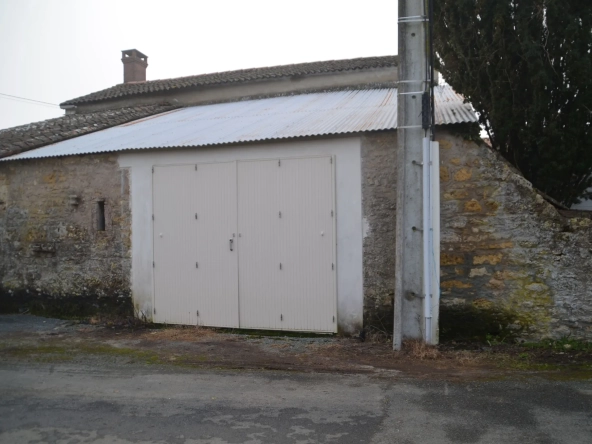 Maison en Pierre à La Chapelle Thémer avec Jardin et Garage - Achat Charmant Bien Immobilier Vendée 