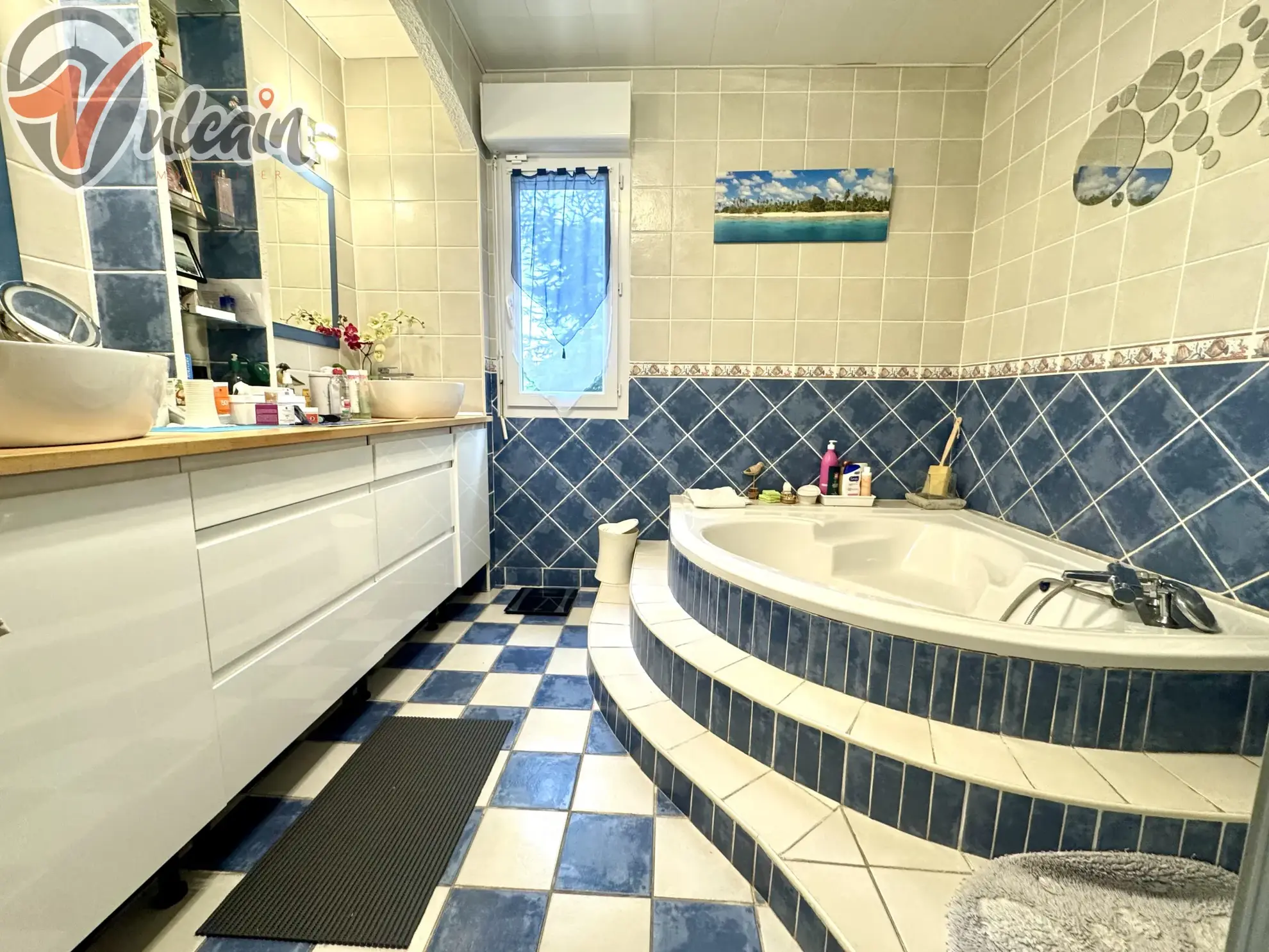 A vendre maison plain-pied avec grand jardin à Trezoux, vue sur la Chaîne des Puys 