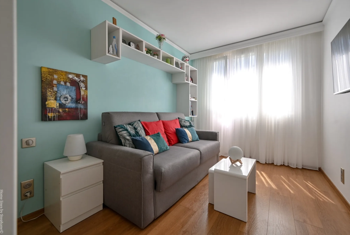 Appartement familial de 92m² à Saint Tronc, résidence sécurisée avec parking à Marseille 