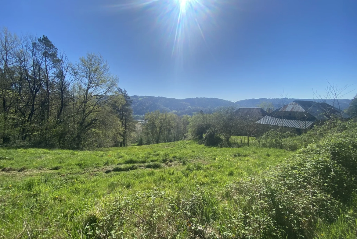 Terrain à bâtir avec vue panoramique sur la vallée à Argant-sur-Dordogne 