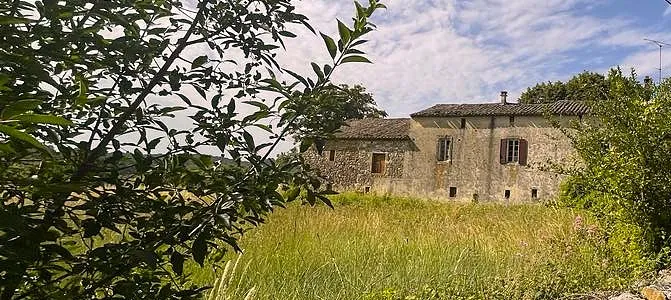 Maison ancienne à rénover à Saint Marcel de Careiret, proximité Bagnols-sur-Cèze, terrain constructible 