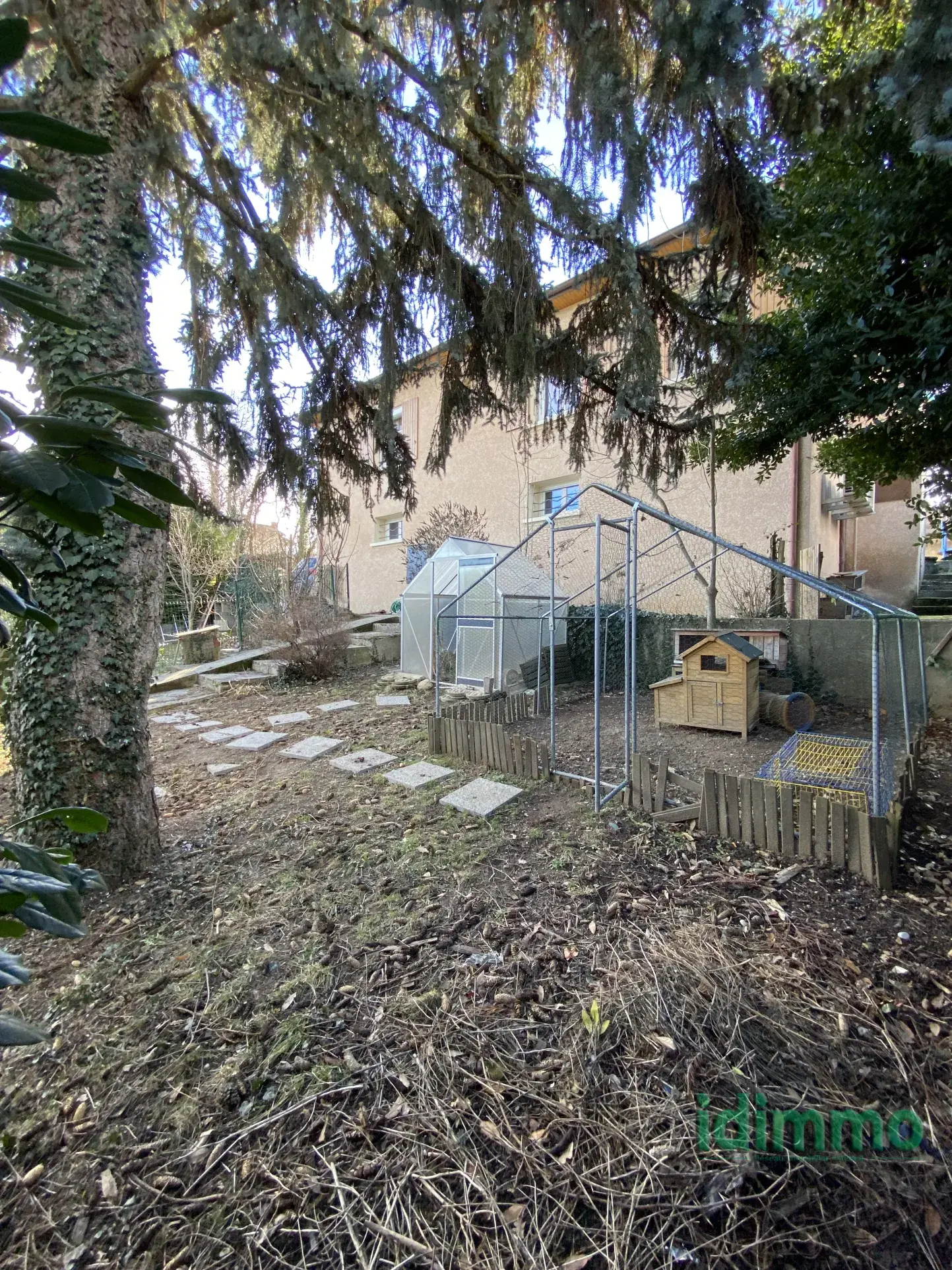 Maison lumineuse de 86 m² à Annonay avec jardin clos, 2 chambres, bureau à 195 000 € 