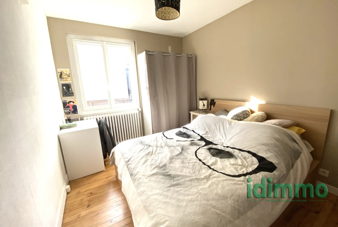 Maison lumineuse de 86 m² à Annonay avec jardin clos, 2 chambres, bureau à 195 000 € 