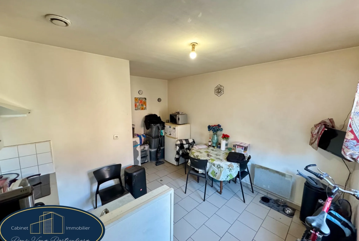 Maison semi-individuelle louée à Vieux Condé, 44 m² 